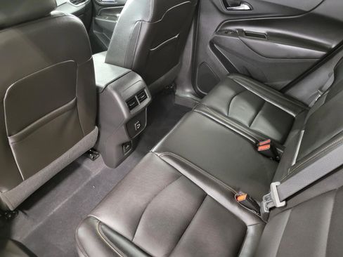 Used 2021 Chevrolet Equinox LT AWD/4WD image 22