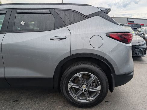 Used 2023 Chevrolet Blazer LT AWD/4WD image 4