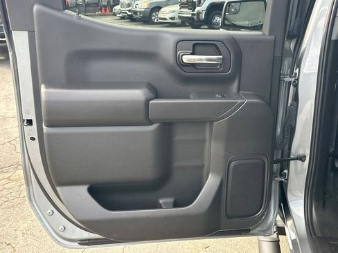Used 2024 Chevrolet Silverado 1500 Custom Trail Boss w/ LPO, Dark Essentials Package AWD/4WD image 22