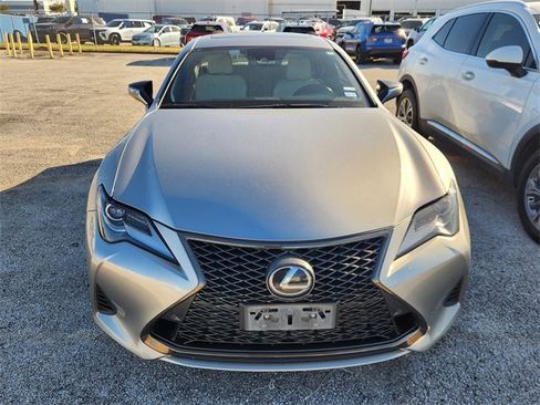 Used 2019 Lexus RC 300 image 2