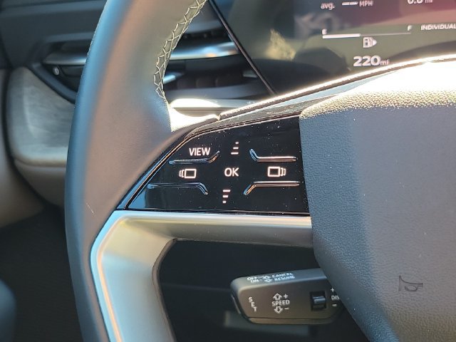 Used 2025 Audi Q5 Premium w/ Convenience Package AWD/4WD image 11