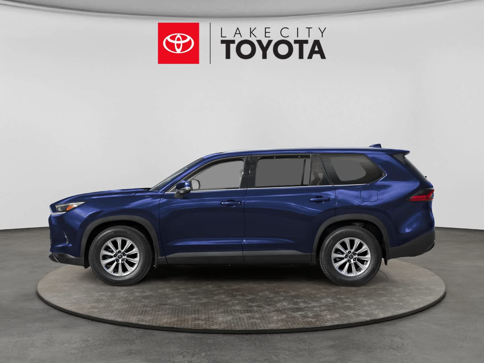 New 2026 Toyota Grand Highlander XLE FWD image 3