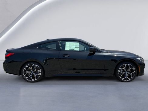 New 2026 BMW 430i xDrive Coupe w/ M Sport Package AWD/4WD image 3