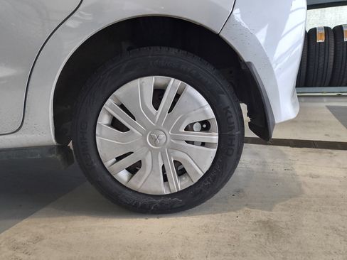 Used 2024 Mitsubishi Mirage ES image 24