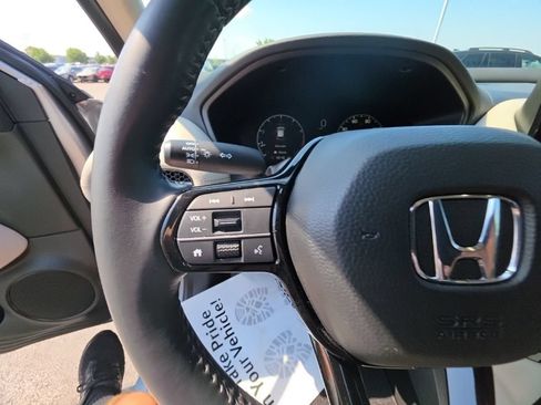 Used 2024 Honda HR-V EX-L image 18