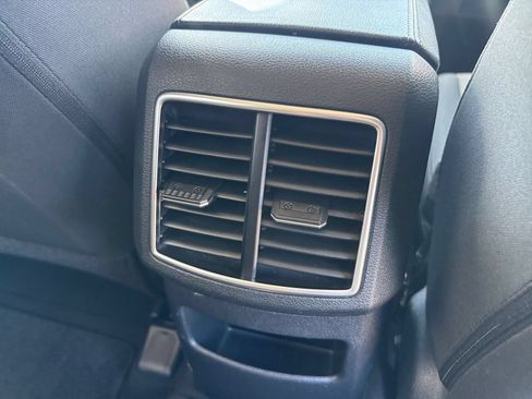 Used 2025 Kia Sportage LX FWD image 22