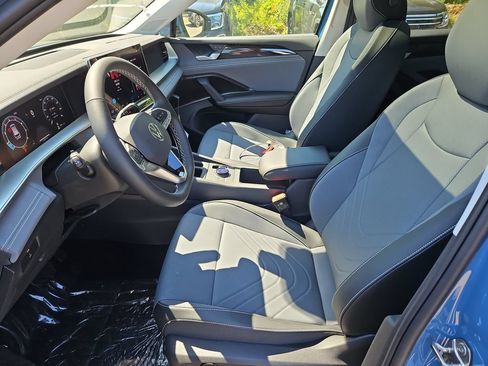 New 2026 Volkswagen Tiguan SE AWD/4WD image 19