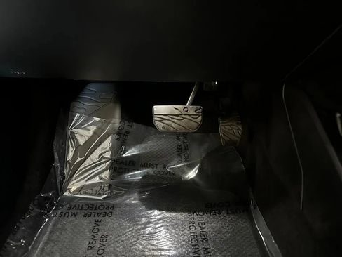 Used 2023 Fisker Ocean Ultra image 29