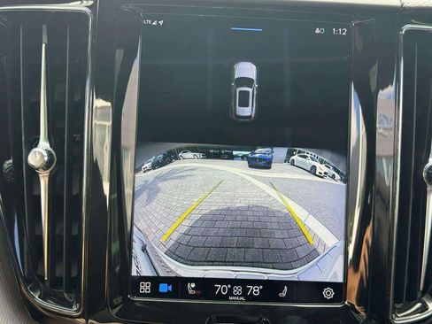 Used 2022 Volvo XC60 B6 R-Design w/ Advanced Package image 42