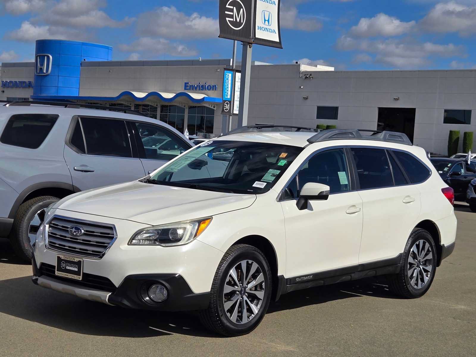 Used 2015 Subaru Outback 2.5i Limited w/ Protection Package #1 AWD/4WD image 8