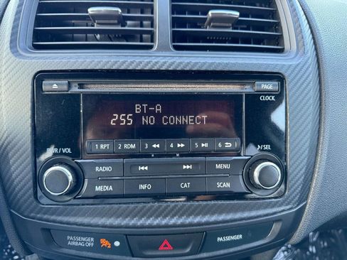 Used 2016 Mitsubishi Outlander Sport SE image 23