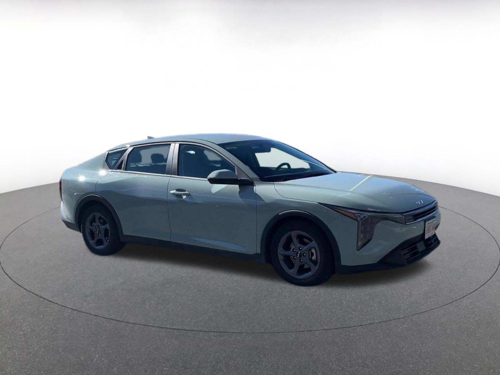 Used 2025 Kia K4 FWD image 4