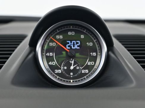 Used 2016 Porsche 911 Carrera 4S image 10