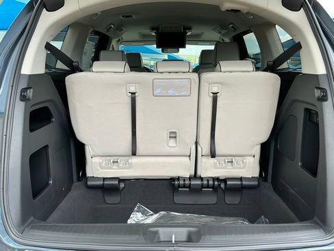 New 2026 Honda Odyssey Touring image 6