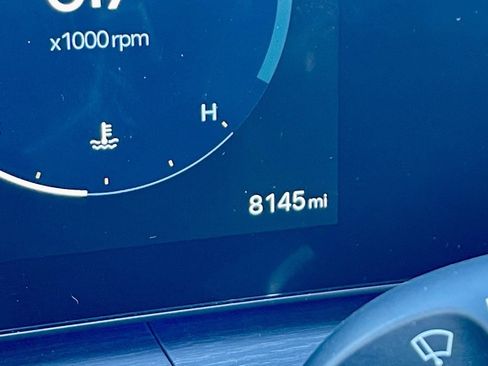 Used 2024 Hyundai Santa Fe Limited image 3