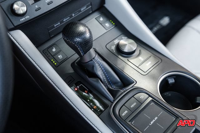 Used 2015 Lexus RC F w/ Premium Package RWD image 12