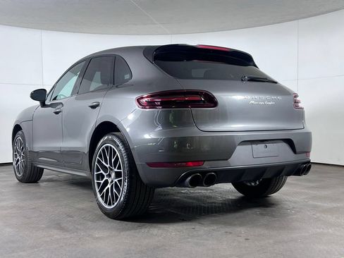 Certified 2018 Porsche Macan Turbo AWD/4WD image 3