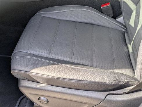 New 2026 Mercedes-Benz GLS 450 4MATIC image 4