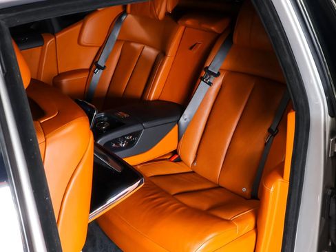 Used 2018 Rolls-Royce Phantom Sedan RWD image 23