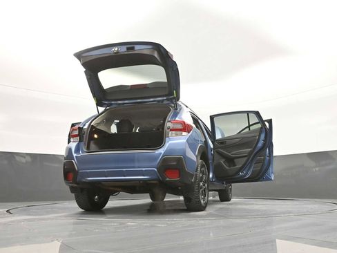 Used 2021 Subaru Crosstrek 2.0i Premium w/ Moonroof Package image 43