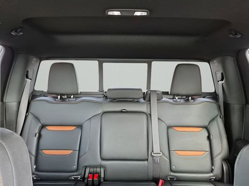 Used 2024 GMC Sierra 1500 AT4 w/ Technology Package image 44