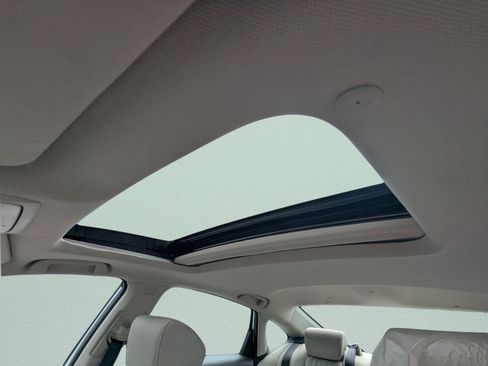 Used 2021 Honda Accord EX-L image 8