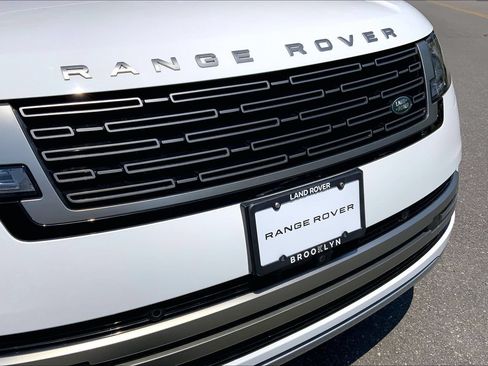 Used 2023 Land Rover Range Rover SE AWD/4WD image 30