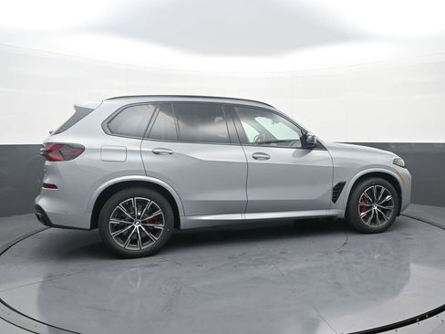 New 2026 BMW X5 M60i w/ Climate Comfort Package AWD/4WD image 3
