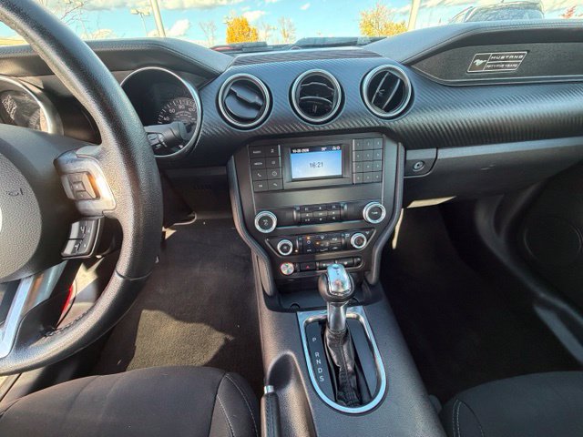 Used 2020 Ford Mustang Coupe w/ Black Accent Package RWD image 26