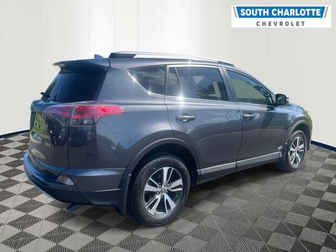 Used 2017 Toyota RAV4 XLE FWD image 4