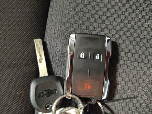 Used 2022 Chevrolet Colorado LT w/ Fleet Safety Package image 32