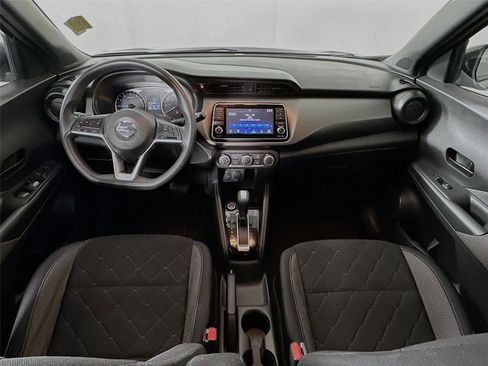 Used 2018 Nissan Kicks S FWD image 29
