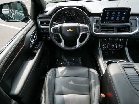 Used 2021 Chevrolet Tahoe LT w/ LT Signature Package AWD/4WD image 13