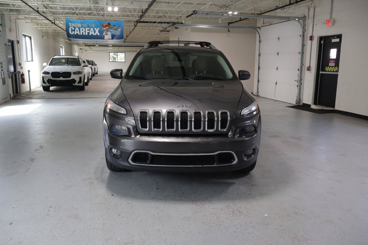 Used 2018 Jeep Cherokee Limited AWD/4WD image 13