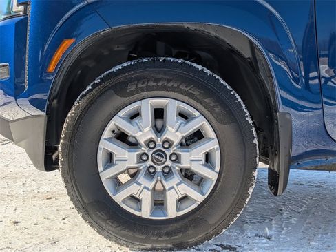 Used 2022 Nissan Frontier SV w/ Technology Package image 8