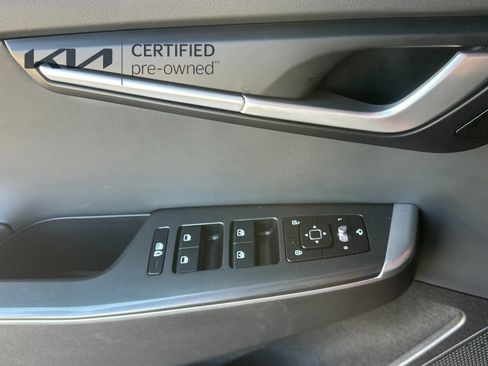 Certified 2024 Kia EV6 Light RWD image 12