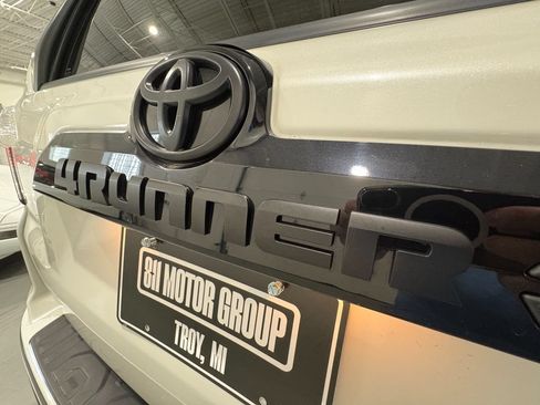 Used 2020 Toyota 4Runner Nightshade AWD/4WD image 58