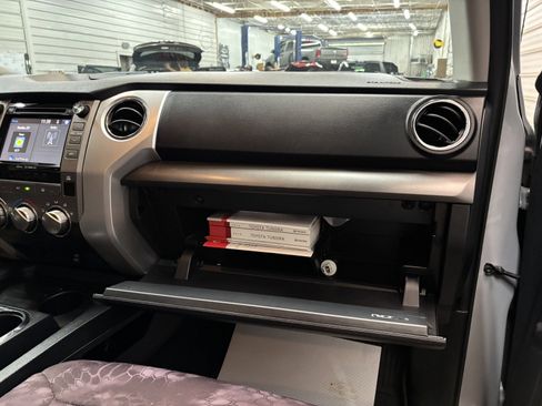 Used 2019 Toyota Tundra SR5 image 27