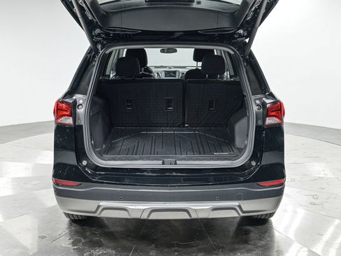 Used 2023 Chevrolet Equinox LT AWD/4WD image 7