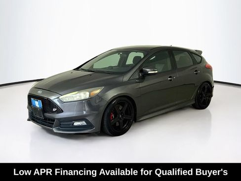 Used 2015 Ford Focus ST FWD image 3