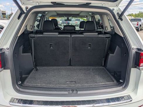 Used 2022 Volkswagen Atlas SEL Premium AWD/4WD image 14