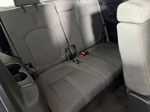 Used 2023 Honda Pilot Sport image 29