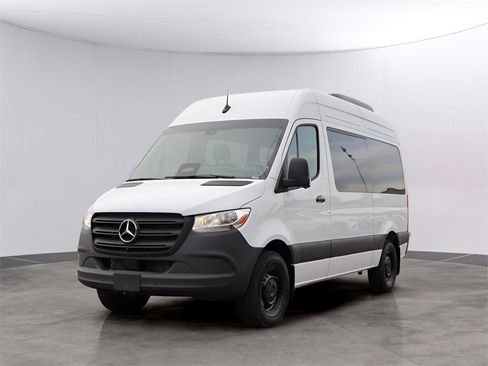 New 2025 Mercedes-Benz Sprinter 2500 image 3