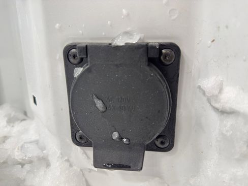 Used 2025 Chevrolet Silverado 1500 LT w/ Leather Package image 22