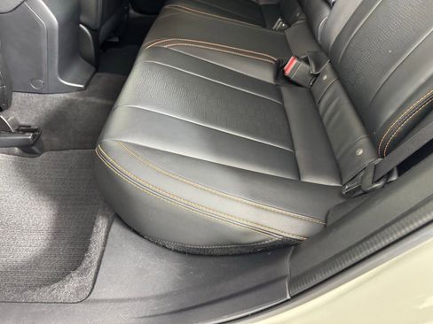 Used 2020 Subaru Crosstrek 2.0i Limited w/ Moonroof Package w/Navigation image 28