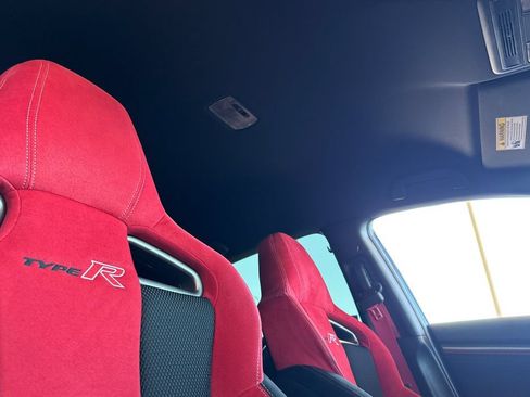 Used 2021 Honda Civic Type R image 15