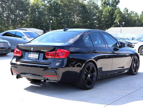 Used 2016 BMW 340i Sedan w/ M Sport Package RWD image 7