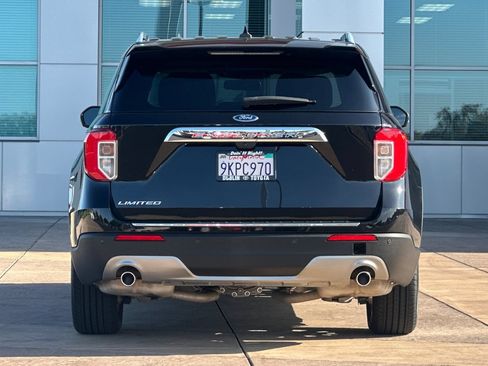 Used 2023 Ford Explorer Limited w/ Limited Technology Package RWD image 5