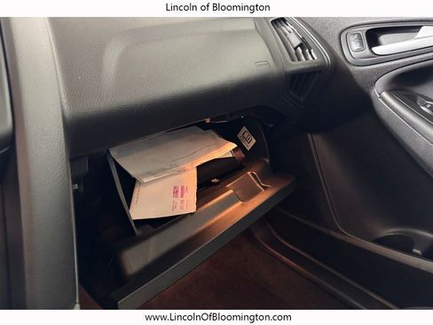 Used 2018 Ford Focus SE w/ Cold Weather Package image 44