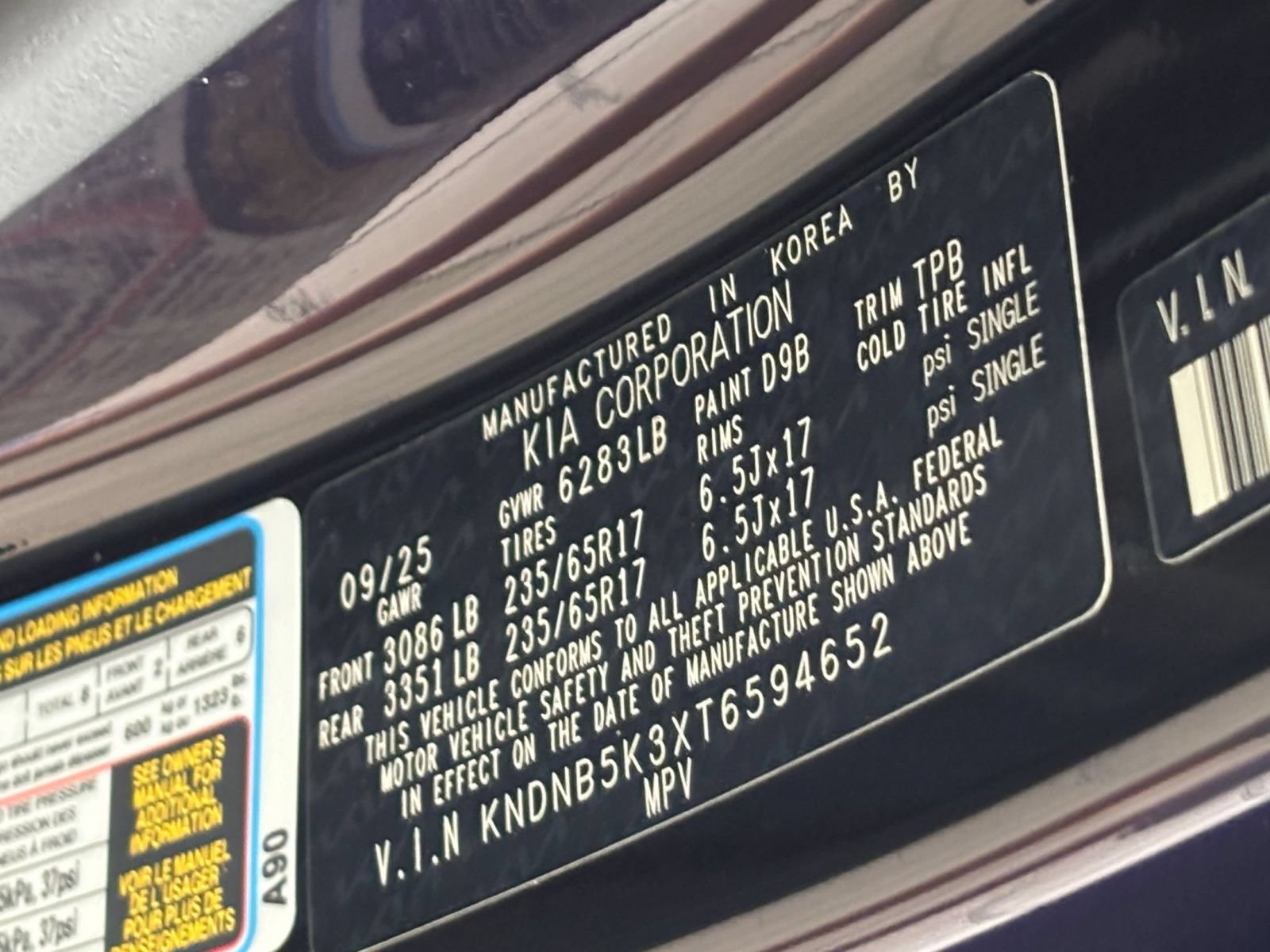 Used 2026 Kia Carnival FWD image 31
